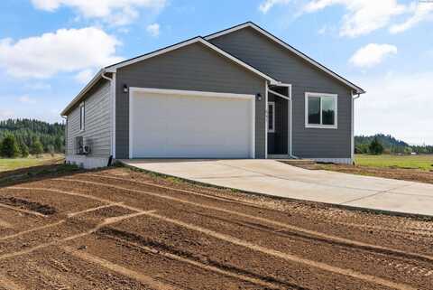 541 Open Skies Road, Newport, WA 99156