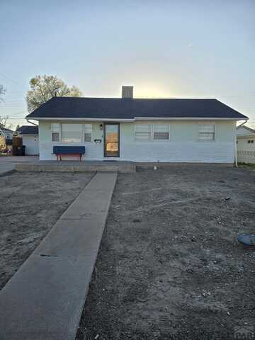 2021 Lynwood Lane, Pueblo, CO 81005