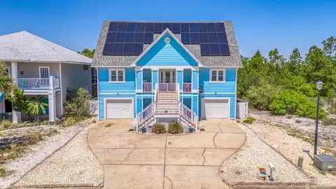 932 Nautilus Ct, Pensacola, FL 32507