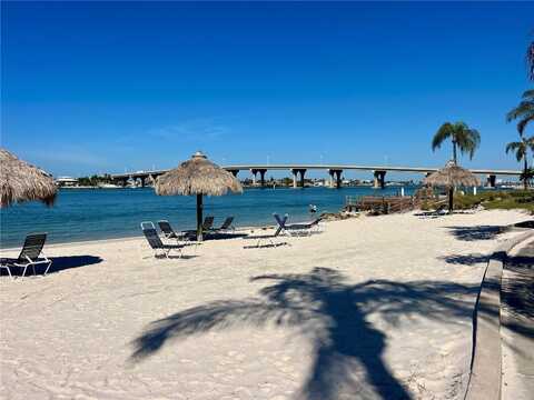 6061 BAHIA DEL MAR CIRCLE, Saint Petersburg, FL 33715