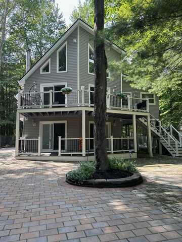 419 Quaker Court, Pocono Lake, PA 18347