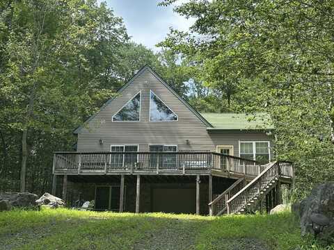 27 Lake Natalie Drive, Gouldsboro, PA 18424