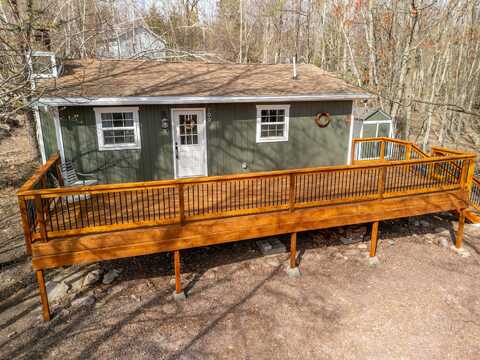 199 Forest Hill Drive, Blakeslee, PA 18610
