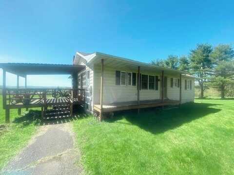 41 King Arthurs Court, Honesdale, PA 18431