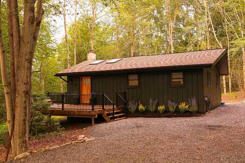 54 Mountainside Drive, Gouldsboro, PA 18424