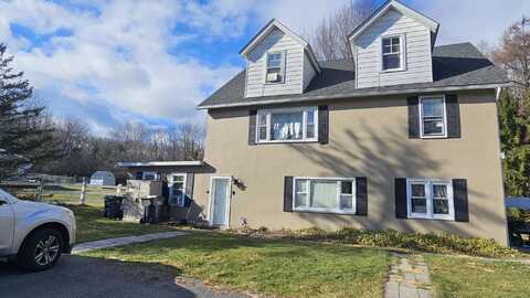 479 Golf Drive, Canadensis, PA 18325