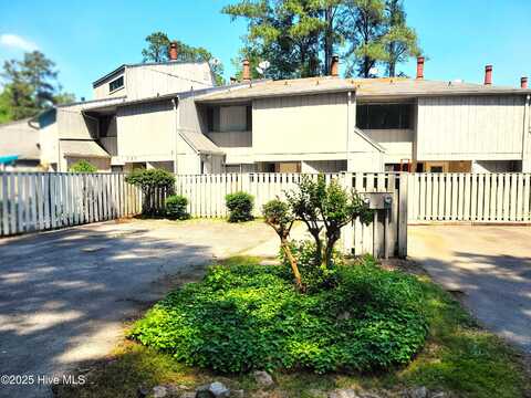 138 Mallards Cove, Vass, NC 28394