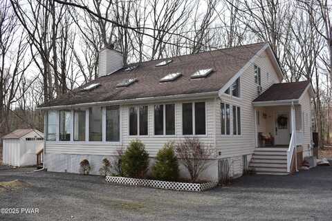 811 Paddock Court, Lords Valley, PA 18428