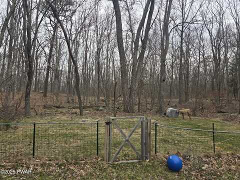 129 Locust Lake Drive, Milford, PA 18337