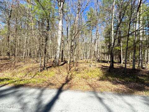 432 Eastwood Circle, Hawley, PA 18428