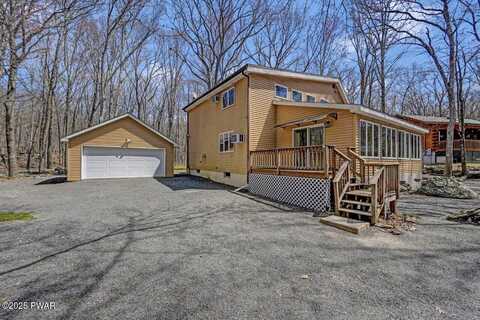 816 Woodland Court, Lords Valley, PA 18428