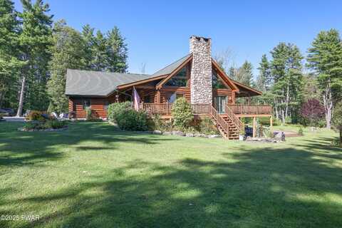 22 Schelbert Road, Newfoundland, PA 18445