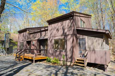 95 N Fairway Drive, Lake Ariel, PA 18436