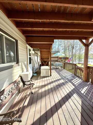 125 E Shore Drive, Dingmans Ferry, PA 18328