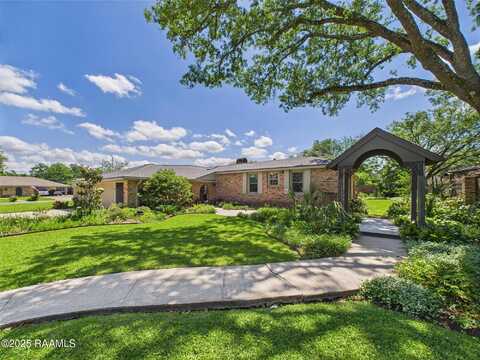 210 Brushwood Drive, Lafayette, LA 70503