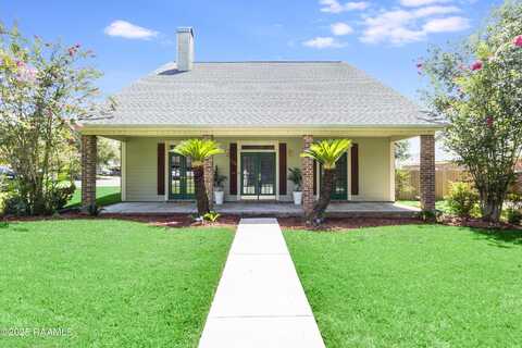 104 Beaujolais Parkway, Lafayette, LA 70503