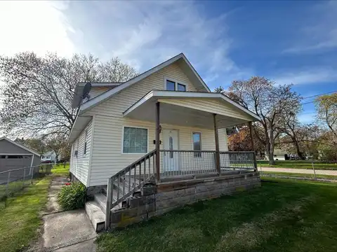 126 N HENRIETTA, ROCKFORD, IL 61101