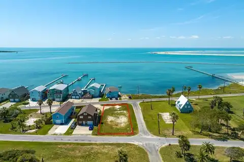1003 Bayshore Dr, Ingleside, TX 78362