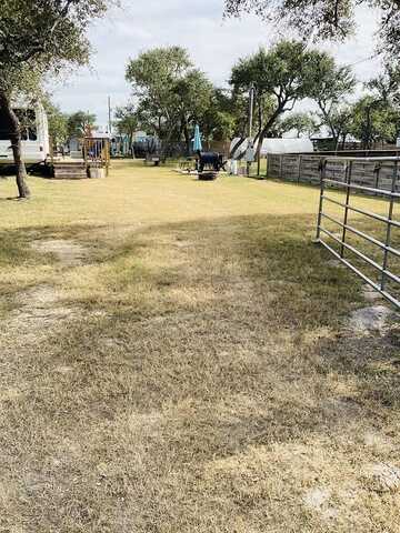 2324 San Antonio St, ROCKPORT, TX 78382