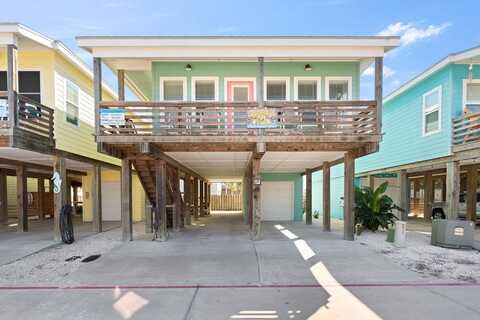 2727 11th St, Port Aransas, TX 78373
