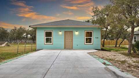 305 Steart, ROCKPORT, TX 78382