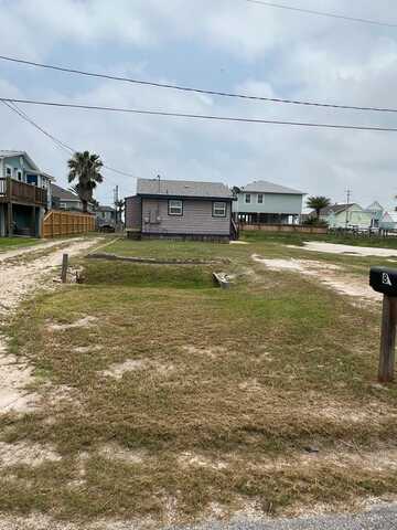 820 S Magnolia St, ROCKPORT, TX 78382