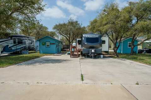 1402 W Corpus Christi St, ROCKPORT, TX 78382