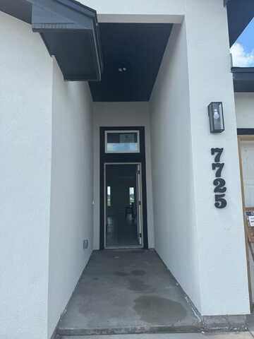 Nadia 7725, Corpus Christi, TX 78414
