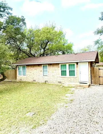 3111 Kelly Ave., Ingleside, TX 78362