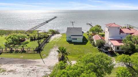 720 Copano Bay Dr, Bayside, TX 78340