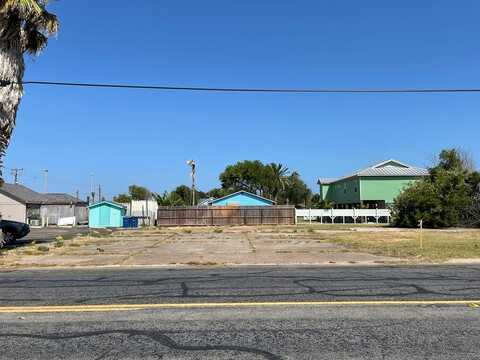 612 S CHURCH ST, ROCKPORT, TX 78382