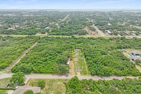 927 S 7th St, Aransas Pass, TX 78336