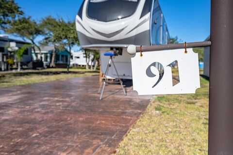 91 Augusta Circle, Aransas Pass, TX 78336