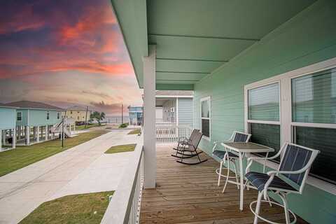 223 Paradise, ROCKPORT, TX 78382