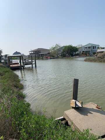352 E Sagebrush, ROCKPORT, TX 78382