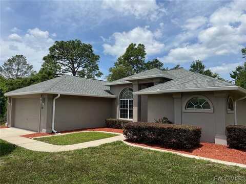 52 Greenpark Boulevard, Homosassa, FL 34446