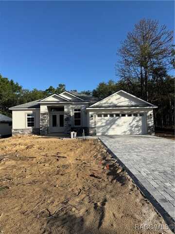 12 Woodfield Circle, Homosassa, FL 34446