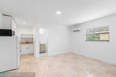 583 NW 17TH PL, Fort Lauderdale, FL 33311