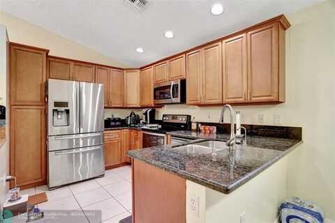 2421 NW 72nd Ave, Margate, FL 33063