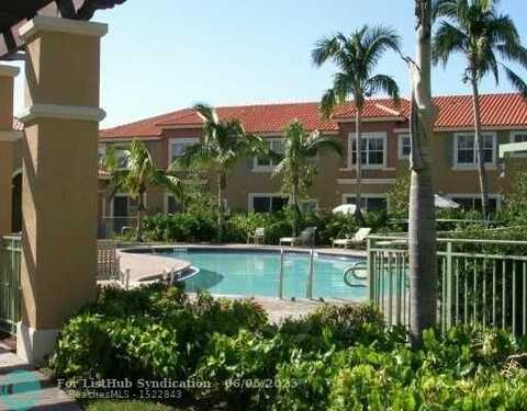 4929 Windward Way, Fort Lauderdale, FL 33312