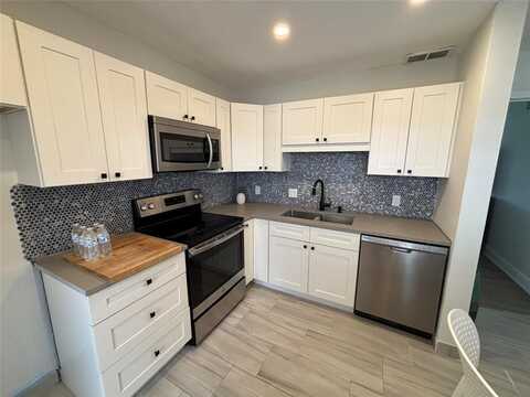 4310 NW 12th Ct, Lauderhill, FL 33313