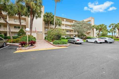 2905 Victoria Pl, Coconut Creek, FL 33066