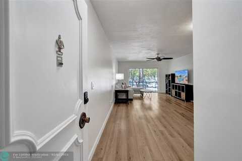 2250 NE 66th St, Fort Lauderdale, FL 33308
