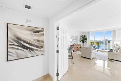 100 S Birch Rd, Fort Lauderdale, FL 33316