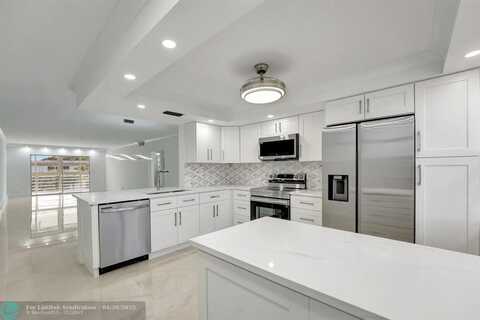 2901 Victoria Cir, Coconut Creek, FL 33066