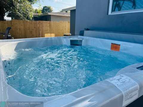 220 SW 29th Ave, Fort Lauderdale, FL 33312