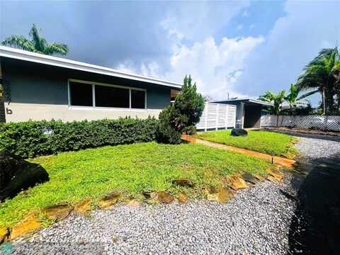 3627 NE 20th Ave, Oakland Park, FL 33308