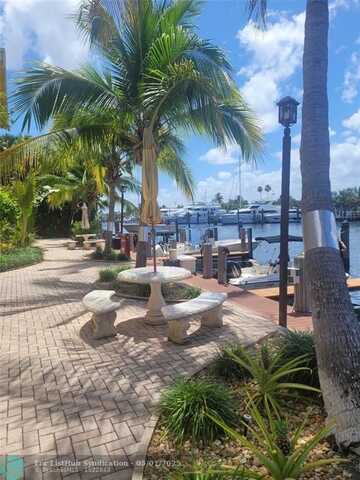 815 Middle River Dr, Fort Lauderdale, FL 33304
