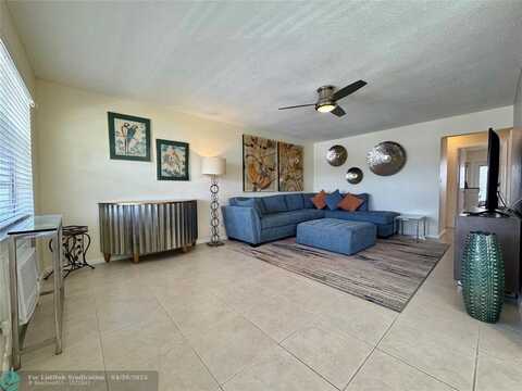 2142 NE 56th Ct, Fort Lauderdale, FL 33308