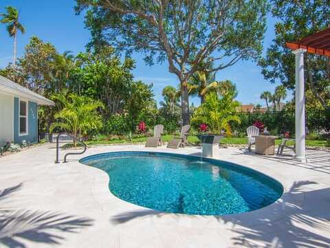 1366 Plato Court, Vero Beach, FL 32963